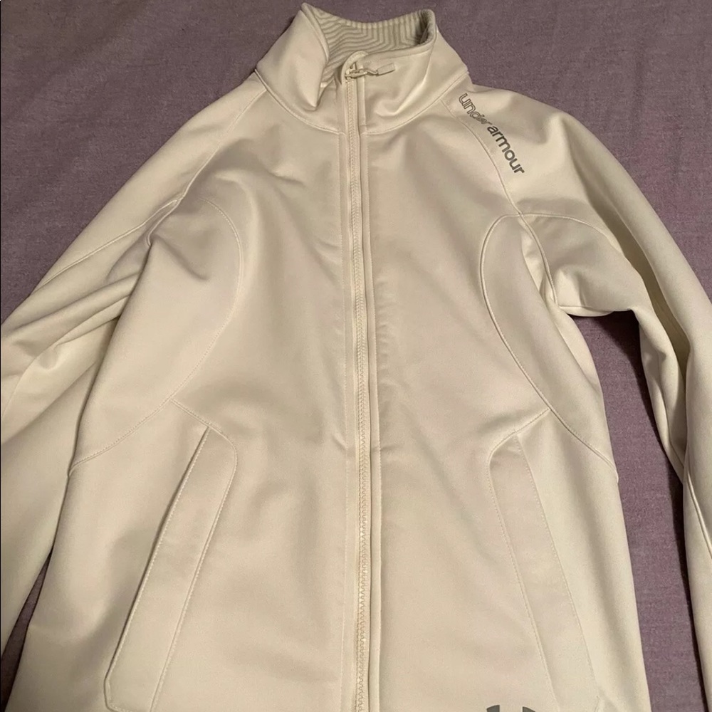 Women under armor jacket